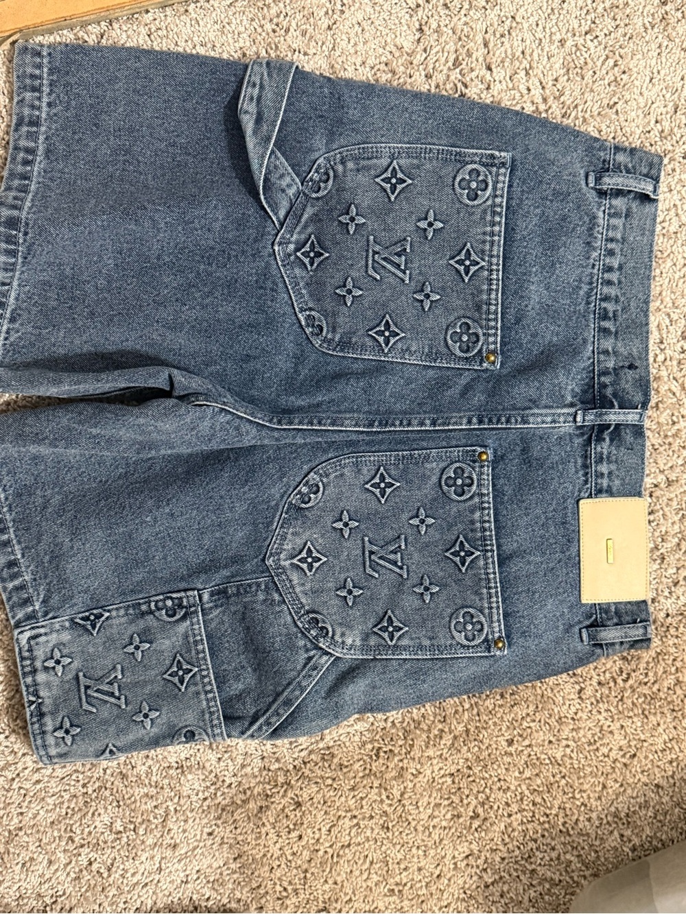 Louis Vuitton blue denim shorts - Picture 2 of 3